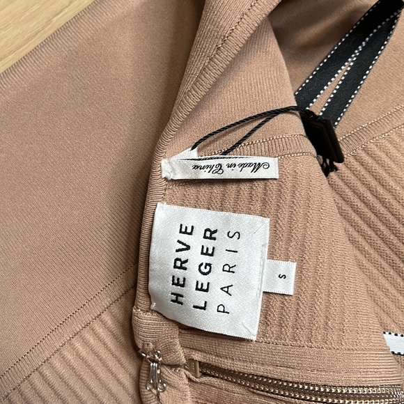 NEW! Herve Leger cutout long Dress, SIZE SMALL 0821 - Picture 8 of 8